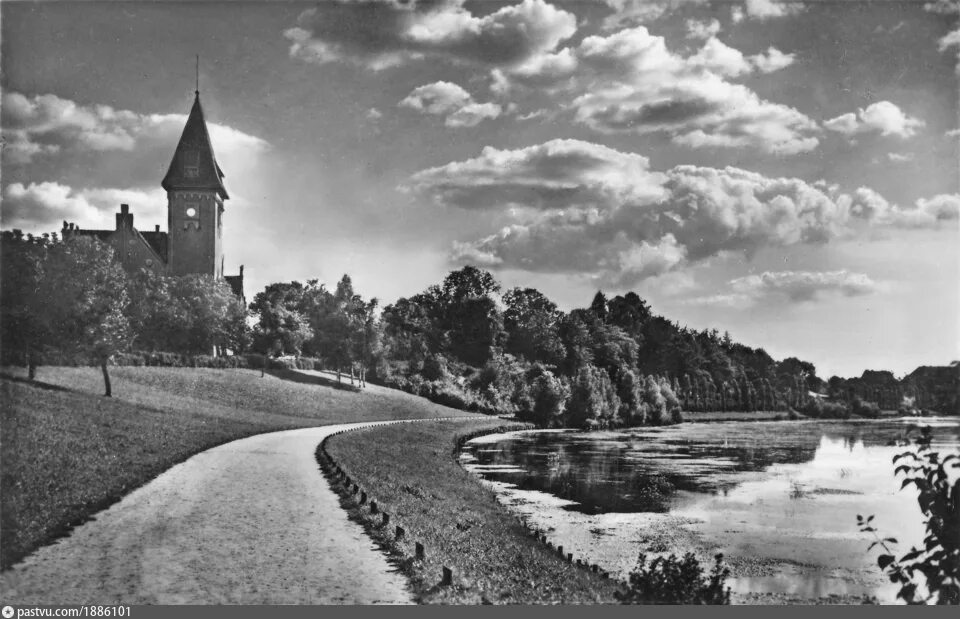 Озеро мариново восточная пруссия фото Tilsit. Landratsamt (Kreishaus) und Schlossmühlenteich - Retro photos