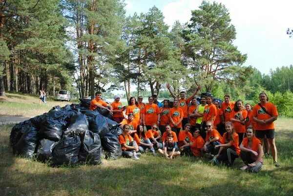 Озеро мельница брянск фото Под Брянском 30 человек вышли на субботник возле озера Мельница