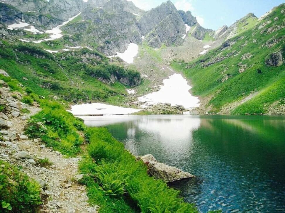 Озеро мзы в абхазии фото Озеро Мзы (Абхазия) ОТДЫХ в АБХАЗИИ - ЖИЛЬЁ, ЭКСКУРСИИ, ТРАНСФЕР, ТУРЫ