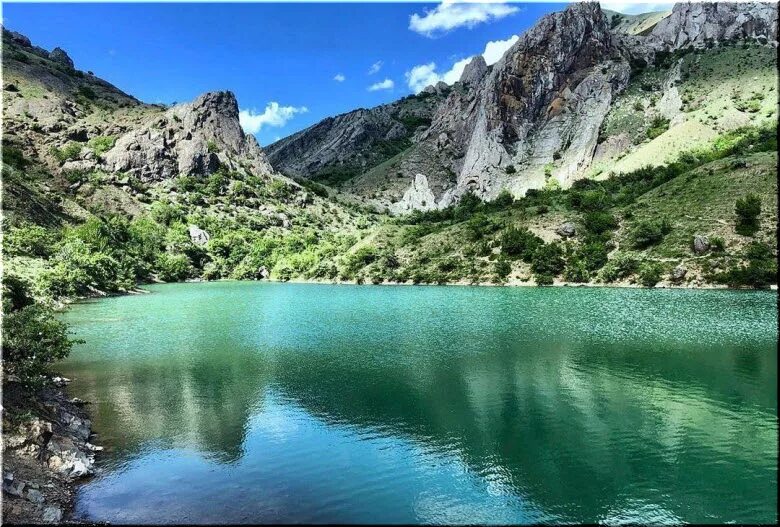 Озеро панагия крым фото Туристы назвали 10 самых красивых озер Крыма - Крымская государственная филармон