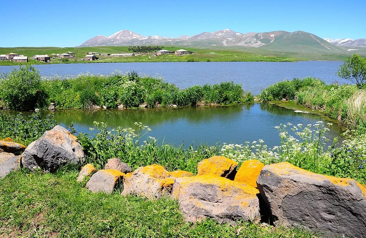 Озеро паравани грузия фото ფაილი:Paravani (14544493737).jpg - ვიკიპედია