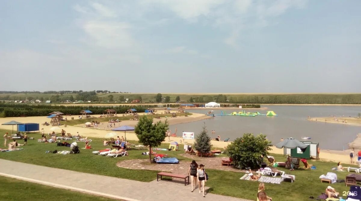 Озеро парк красноярск фото Шесть пляжей Красноярска: где купаться и сколько это стоит - Новости Красноярска