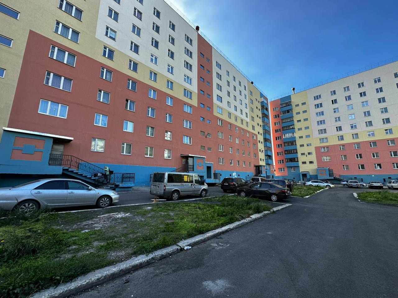Озеро парк красноярск ул норильская фото Купить 4-комнатную квартиру, 91 м² по адресу Красноярский край, Норильск, 4-й, Н