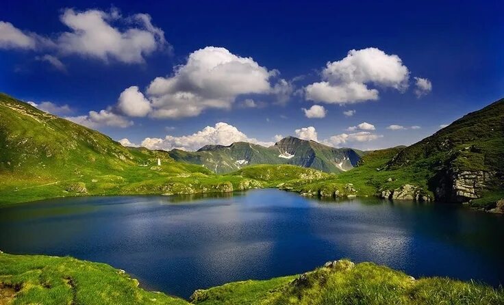 Озеро разелм в румынии фото I'd love to go here! Romania travel, Places around the world, Wonderful places