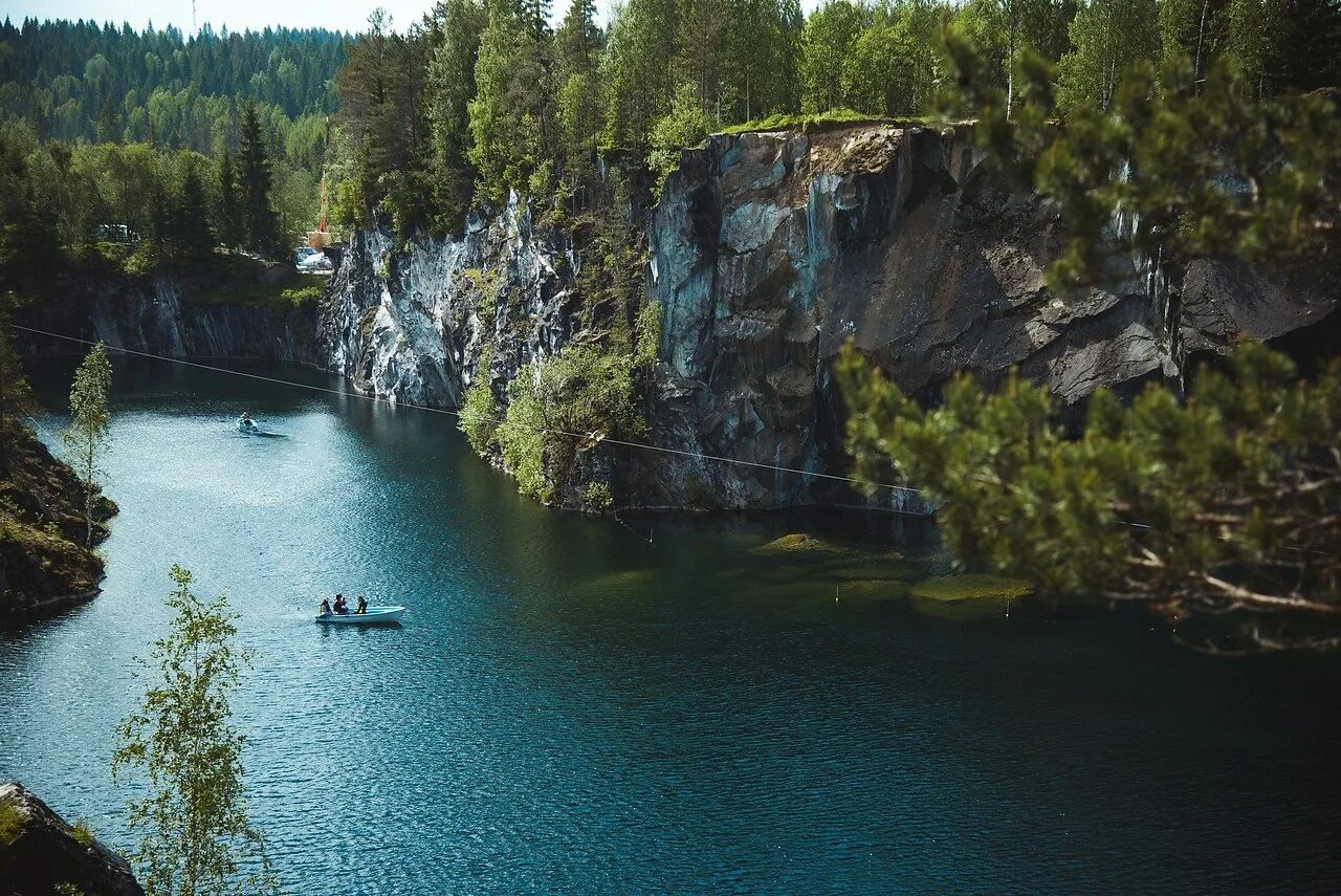 Озеро рускеала в карелии фото Тур в Карелию с посещением водопадов и горного парка "Рускеала"