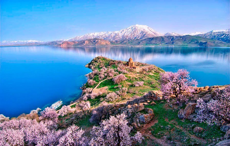 Озеро севан фото Озеро Севан 2024: все самое лучшее для туристов - Tripadvisor