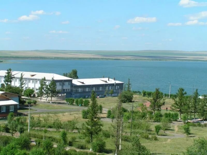 Озеро шира фото Разойдется по частям. Какая судьба ждет популярный хакасский курорт Шира Республ