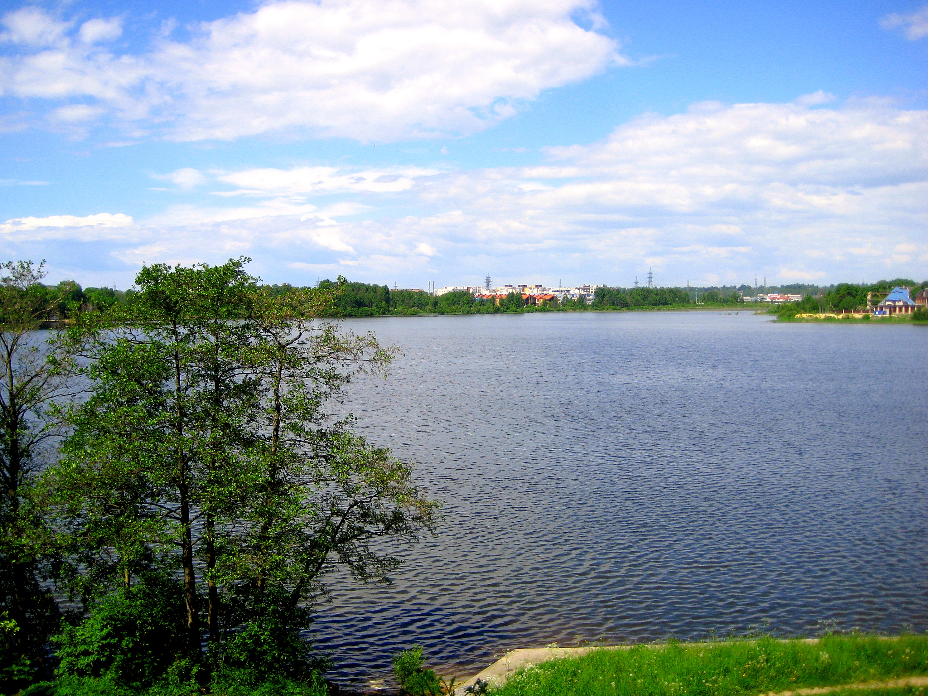Озеро шувалово фото File:006. St. Petersburg. Lower Suzdal Lake.jpg - Wikimedia Commons