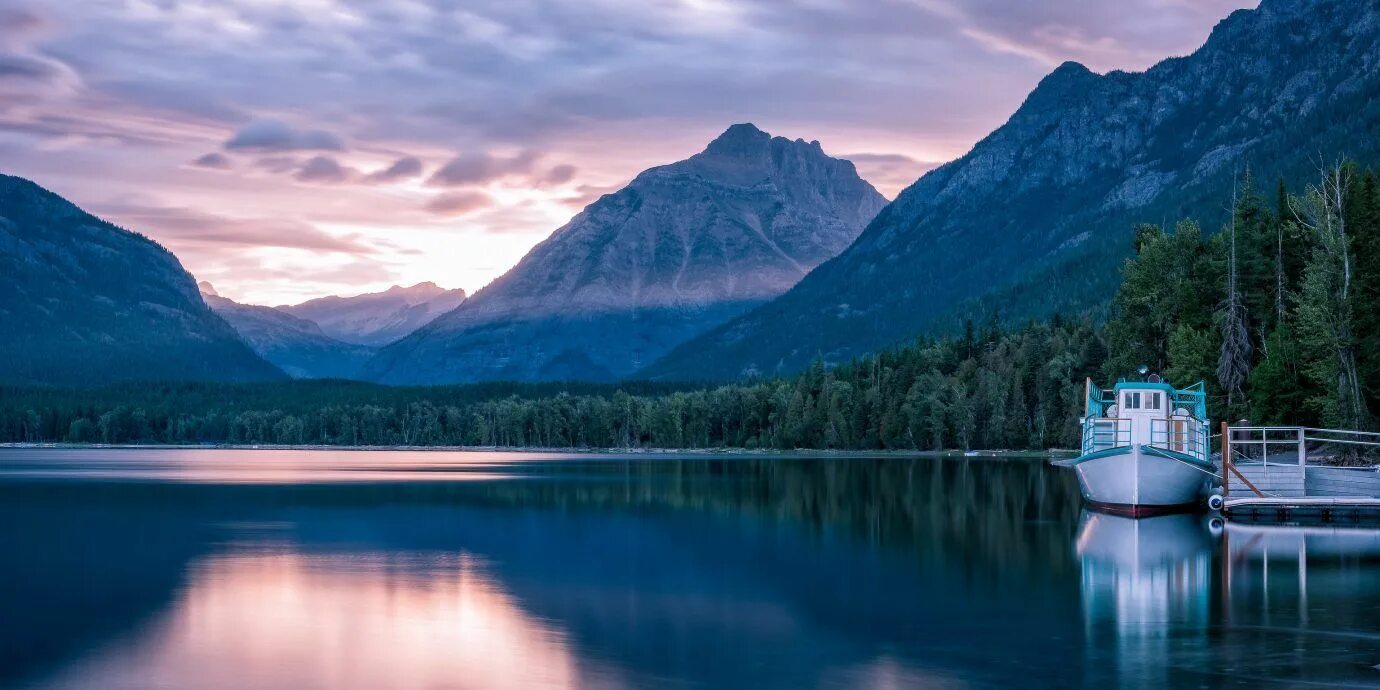 Озеро сток фото The Best Lake Towns in the US National parks, Glacier national park, Lake resort