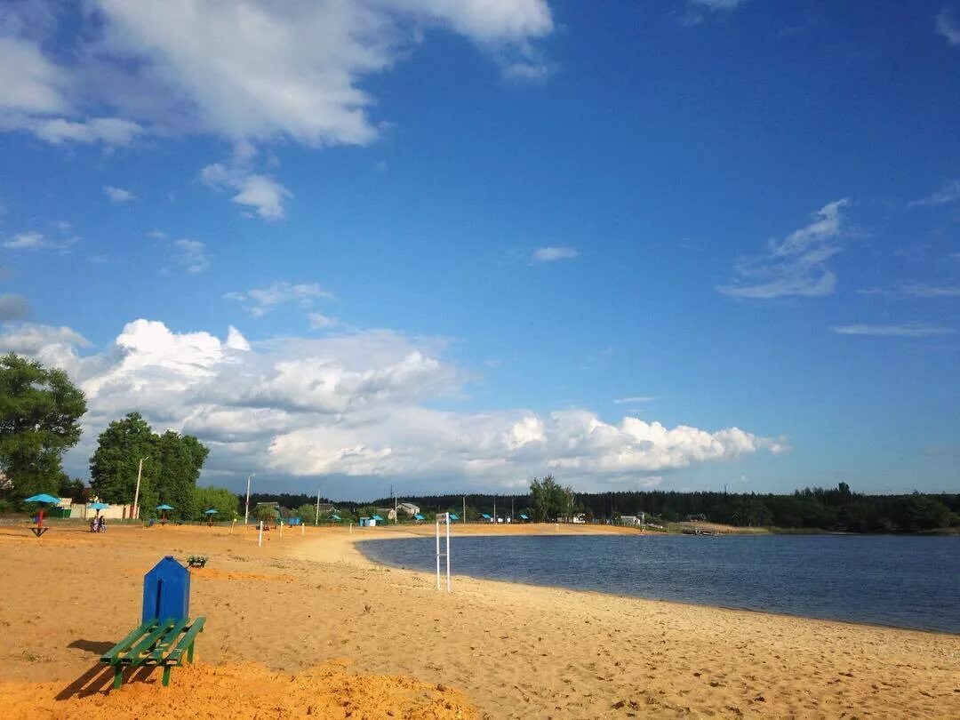 Озеро светлая жизнь фото Пляжи на озере Светлая жизнь и в Городском парке культуры и отдыха готовят к куп
