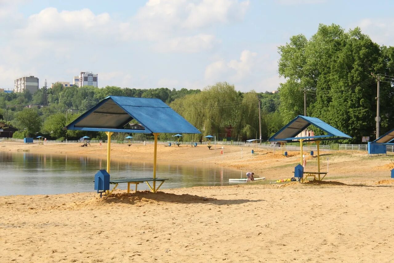 Озеро светлая жизнь орел фото На озере Светлая жизнь в городе Орле оборудовали инклюзивный пляж - Департамент 