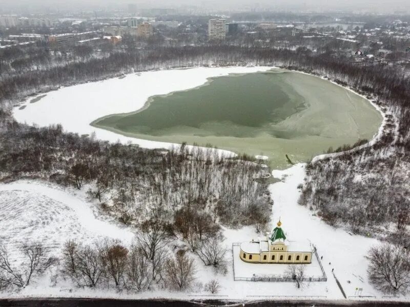 Озеро святое москва фото После протестов жителей Москвы Собянин объявил о переносе места