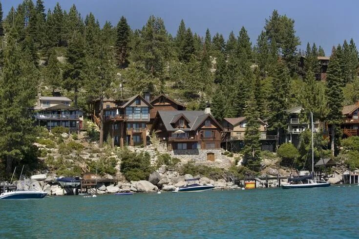 Озеро тахо калифорния фото Where to Stay For Your Lake Tahoe Vacation Lake tahoe vacation, Tahoe vacations,