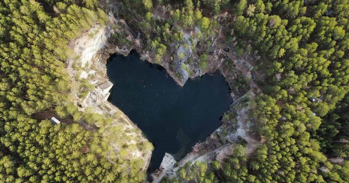 Озеро тальков камень фото Сердце Урала Пикабу