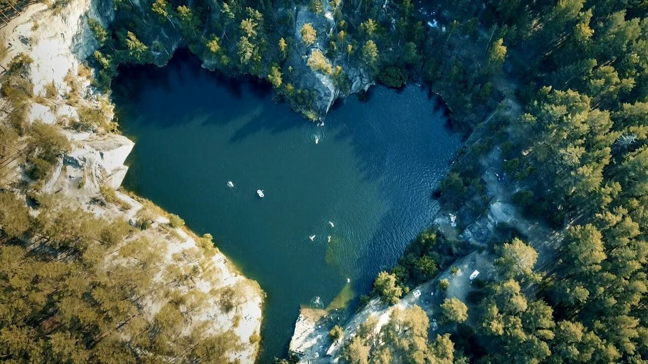 Озеро тальков камень фото Тальков Камень - озеро в форме сердца - YouTube