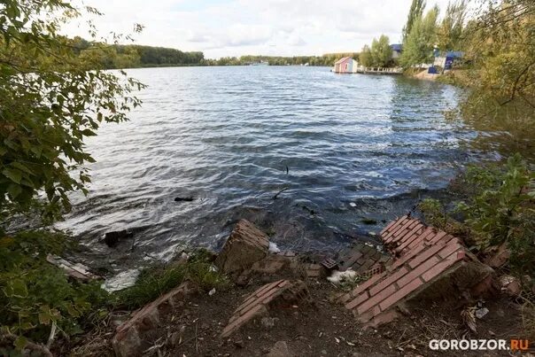 Озеро уфа фото In Ufa in the Warm lake drowned a woman In Ufa there was the first accident on t