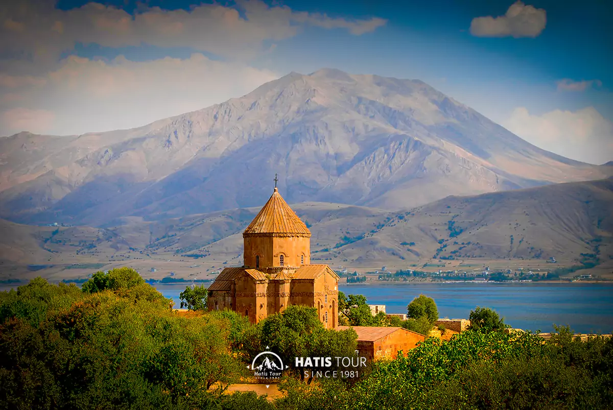 Озеро ван фото Aghtamar Island - Cathedral of the Holy Cross