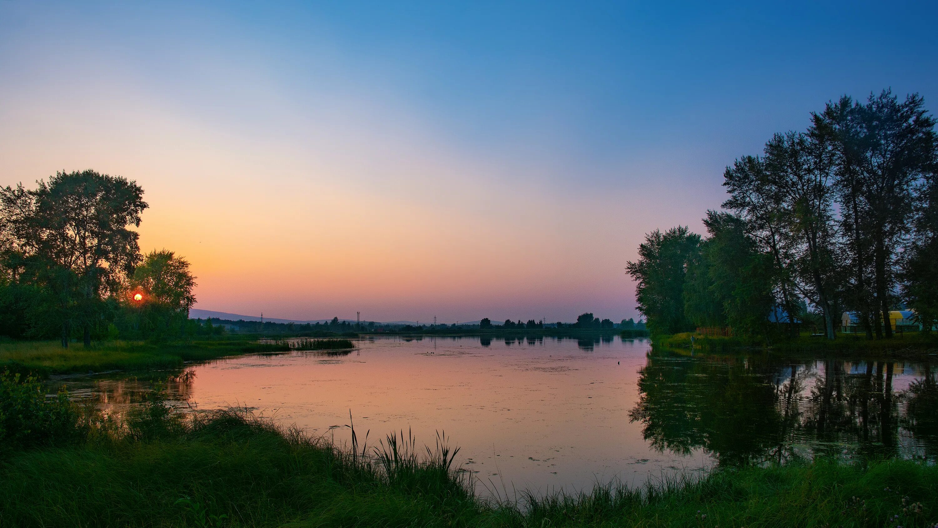 Озеро вечер фото Вечернее озеро. Photographer Vladim Bormotov