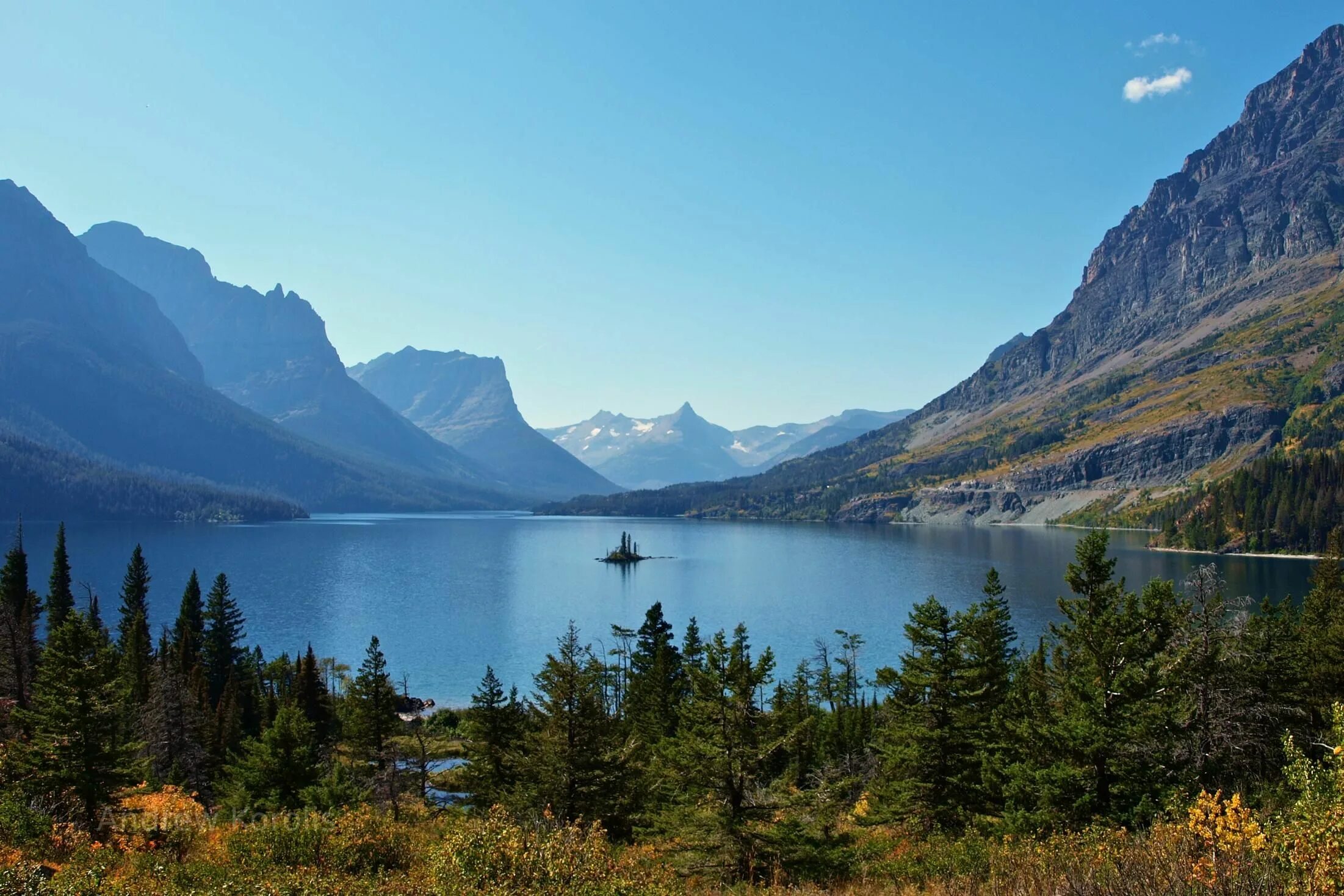 Озеро виктория фото Saint Mary Lake in Glacier National Park, Montana Travel dreams, Glacier nationa