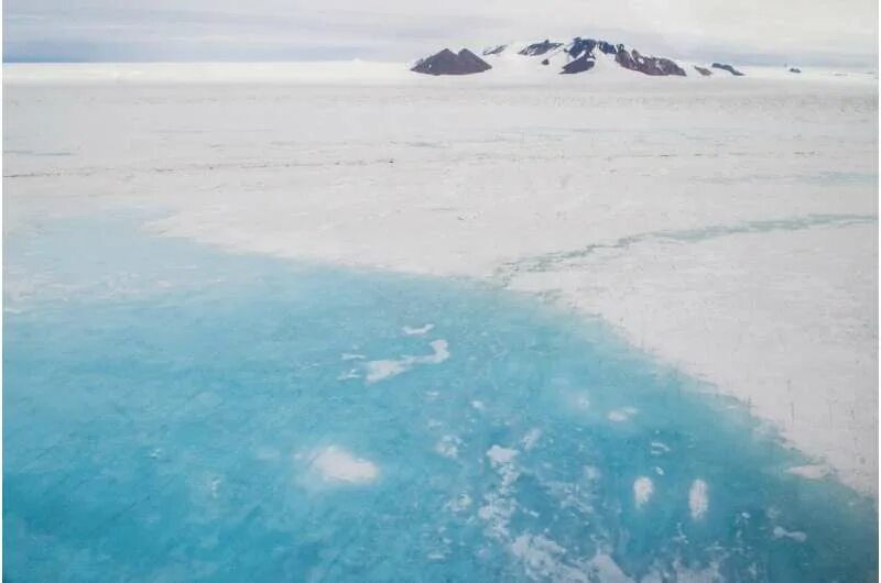 Озеро восток в антарктиде фото Thousands of meltwater lakes mapped on the east Antarctic ice sheet