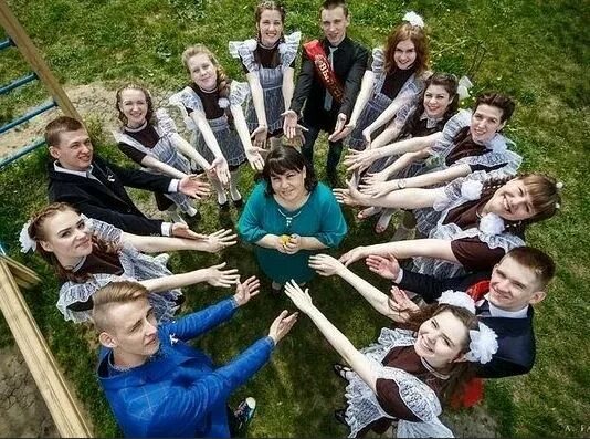 Оживляющие фото класса ЭТНОМИР "От Калининграда до Владивостока" выпускной для 4 классов - Международны
