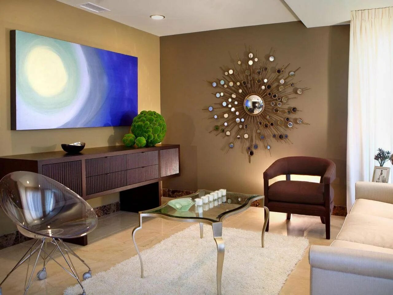 Озон декор на стену в гостиную Living Room : Minimalist Romantic Living Room Inspiration With Small Cozy Tender