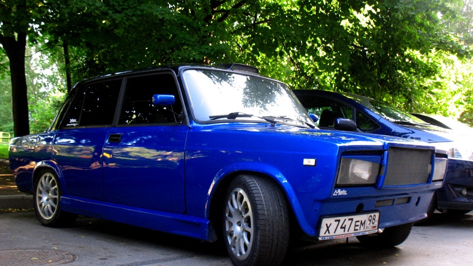 Озон тюнинг ваз 2107 Lada 2107 1.9 бензиновый 2000 Razor Sport на DRIVE2