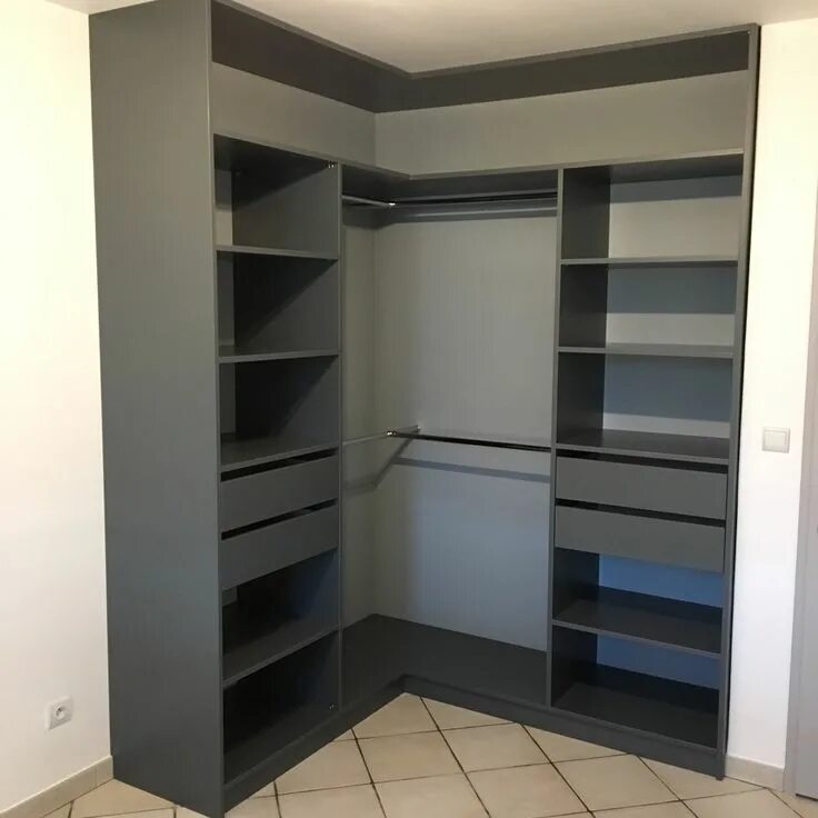 П образные шкафы фото Dressing d'angle ouvert . Closet layout, Closet remodel, Closet design layout