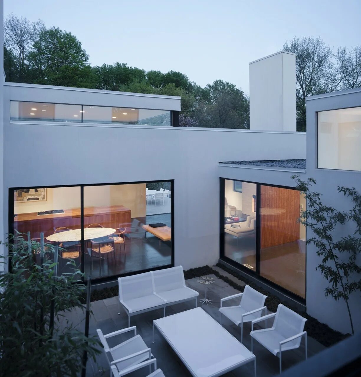 П образный частный дом фото Gallery of Jigsaw Residence / David Jameson Architect - 20