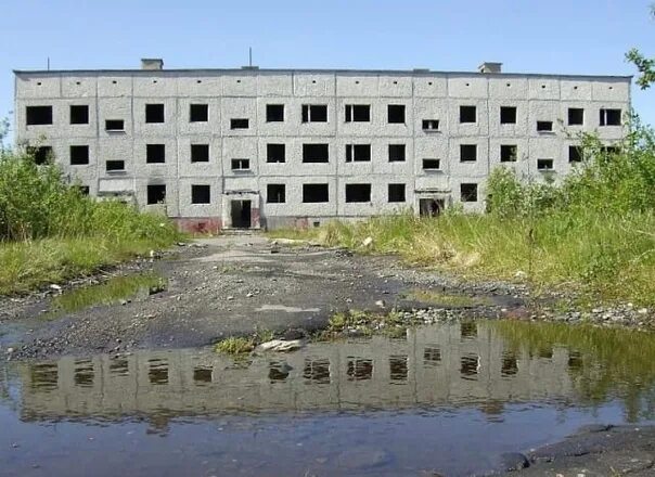 П высокий фото Заброшенный посёлок Заполярья - Верхний Нюд Верхний Нюд - посёлок геологов в Мур