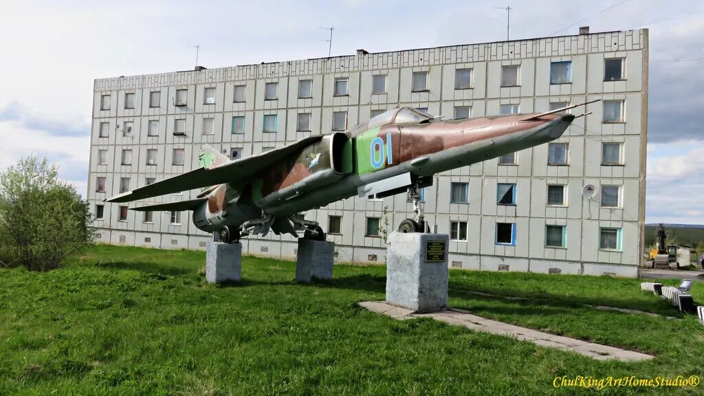 П высокий фото Истребитель МиГ-27Д, monument to technology, Murmansk Region, munitsipalny okrug