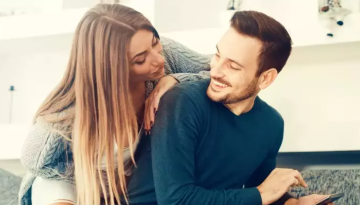 Парень хранит фото бывшей Bu burçlar sevdiğini gözünden bile kıskanıyor! En kıskanç 3 burç
