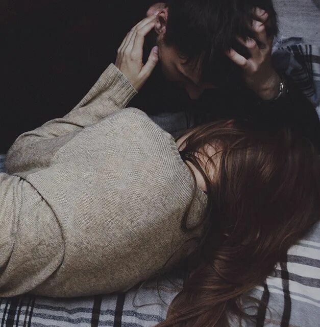 Парень с девушкой лицо закрыто фото Long evenings in my little room. Couples, Love couple, Inspiration