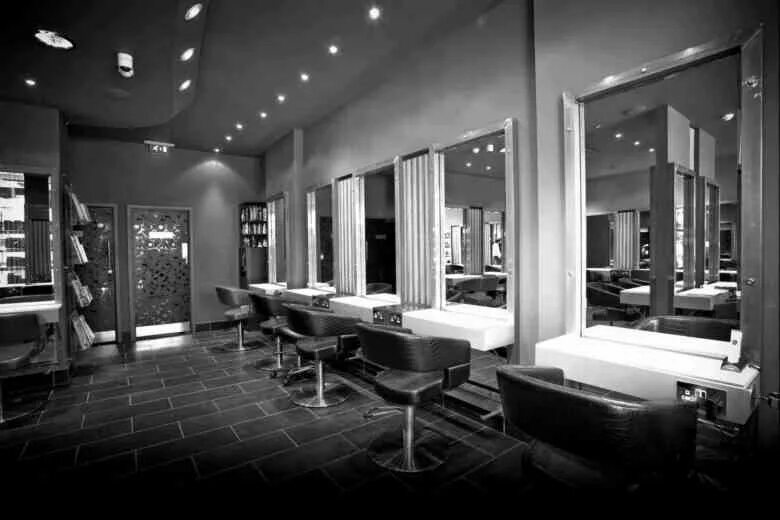 Парикмахерские мира фото Beauty salon for sale in Dubai