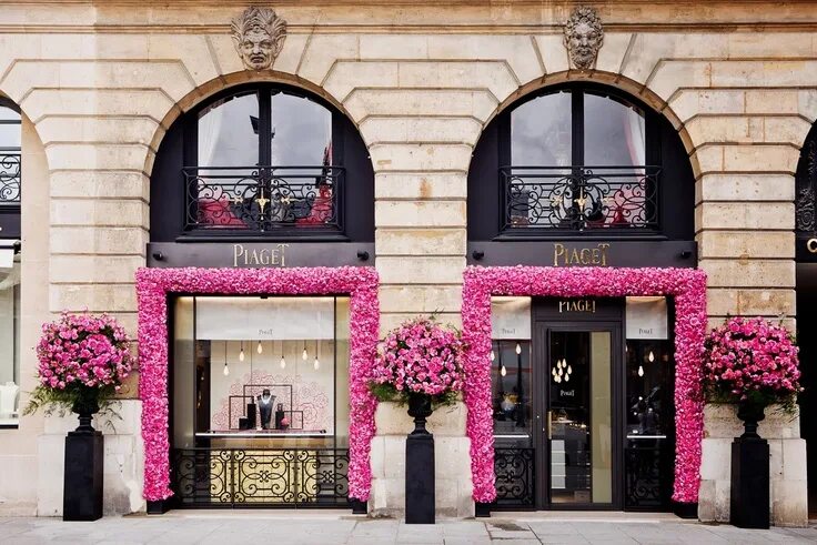 Париж фото магазины #PiagetRose Place vendome, Store design, Shop interior design