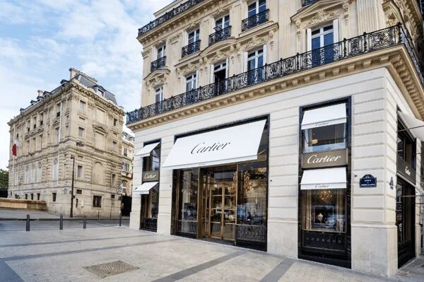 Париж фото магазины Cartier - - Champs Elysées: изысканные украшения, часы, аксессуары по адресу 154