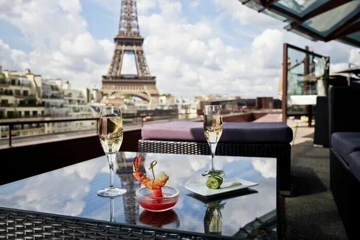 Париж рестораны фото 10 Restaurants Near Eiffel Tower In Paris To Enjoy A Luxurious Dine-In Experienc