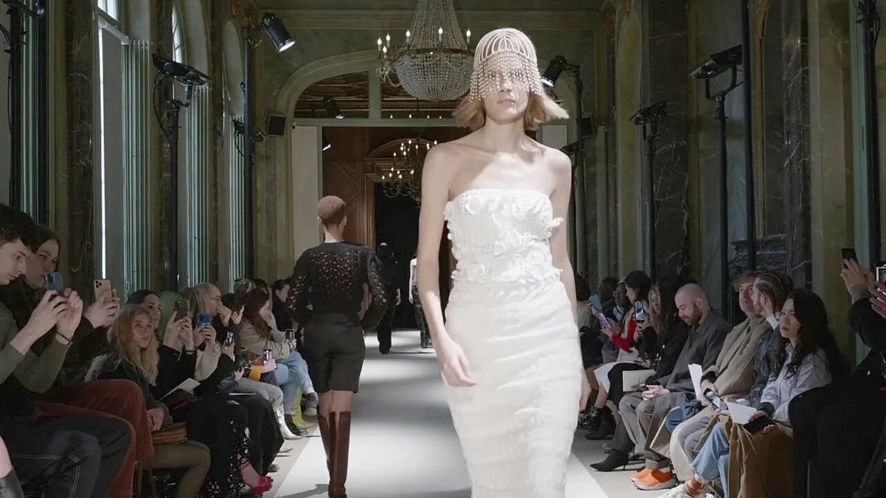 Парижская неделя моды 2024 фото Calvin Luo Fall Winter 2023/2024 Full Show - YouTube