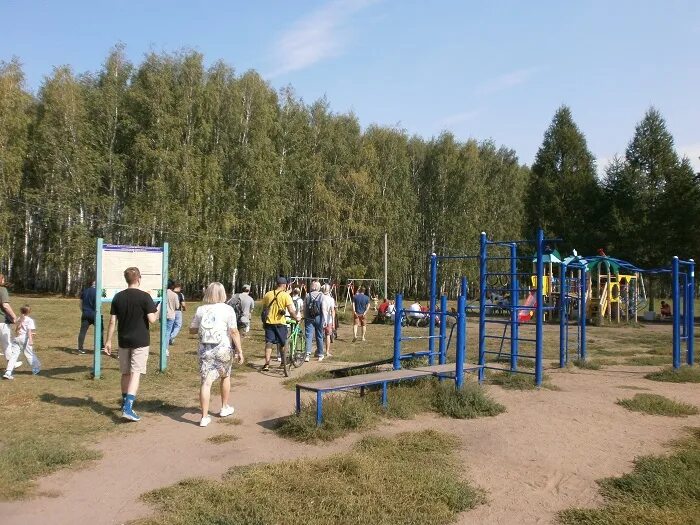 Парк 300 летия омска фото Зеленый уголок и светомузыкальный фонтан: какие идеи предлагают жители для будущ