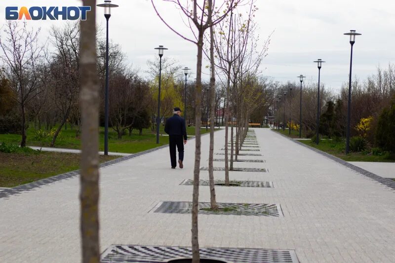 Парк 300 летия таганрог фото Как выглядит парк им. 300-летия Таганрога после реконструкции за 166 млн рублей
