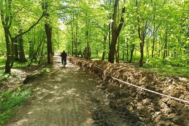 Парк ашмана в калининграде фото Завершение благоустройства Макс-Ашманн-парка в Калининграде перенесли на август 