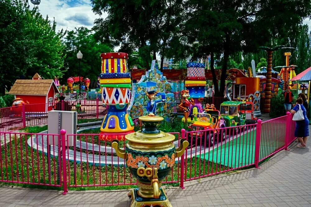 Парк аттракционов воронеж фото Panorama: Чайлэнд, amusement park, Voronezh, Pobedy Boulevard, 23Д - Yandex Maps