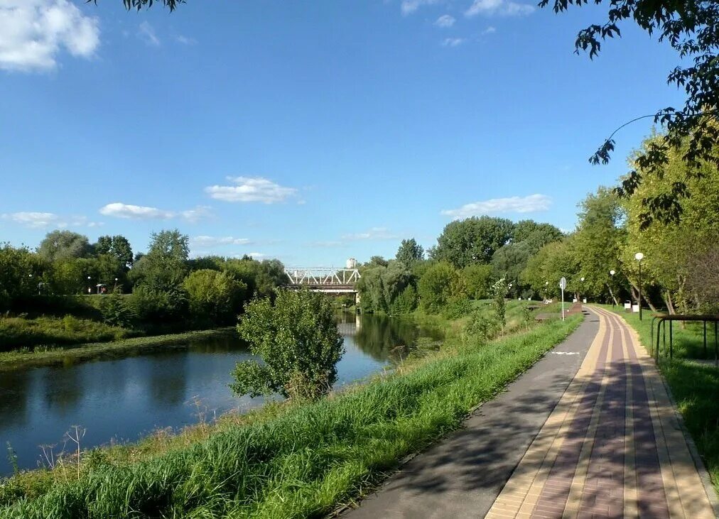 Парк берег реки сходня фото Москва: район Покровское-Стрешнево Путешествие за горизонт Дзен