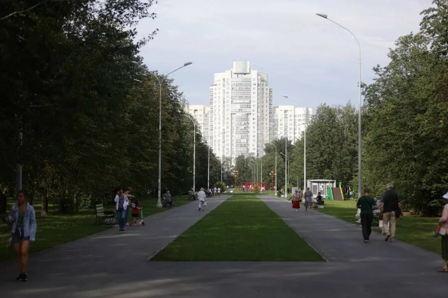 Парк чкалова екатеринбург фото Подарки к 300-летию: на улице Чкалова открылся обновленный парк - Новости - Адми
