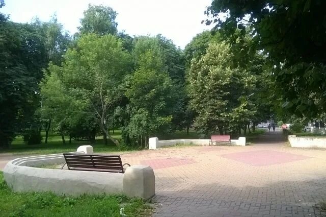Парк дзержинского курск фото В парке им. Дзержинского в Курске появятся велодорожки, памятник и кафе АиФ Черн
