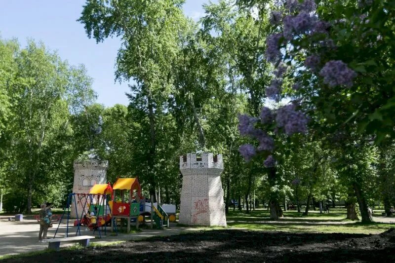 Парк энгельса екатеринбург адрес фото Panorama: Engelsa Park, park, Russia, Sverdlovsk Region, Yekaterinburg, Engelsa 