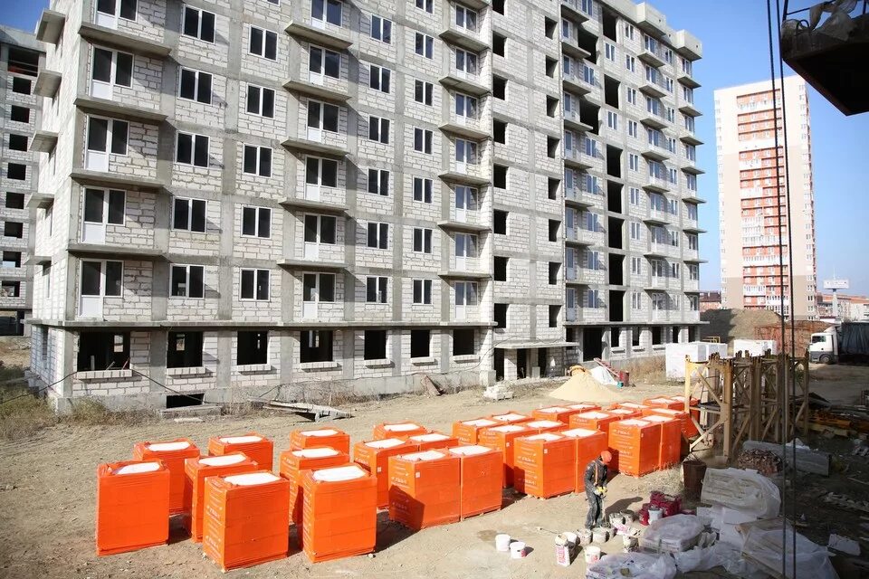 Парк европейский волгоград фото От котлована до новоселья: в Волгограде достроят печально известный ЖК "Европейс