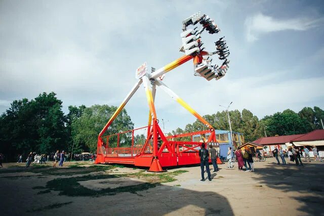 Парк гагарина аттракционы фото Парк гагарина когда открываются аттракционы