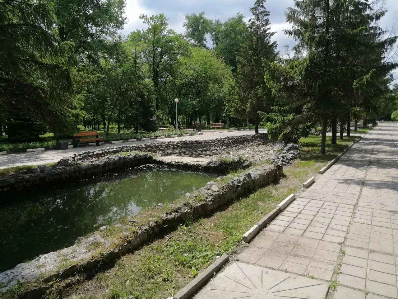 Парк гагарина белгород фото Людей волновало, что фонтан в парке Памяти в Подслушано в Белгороде