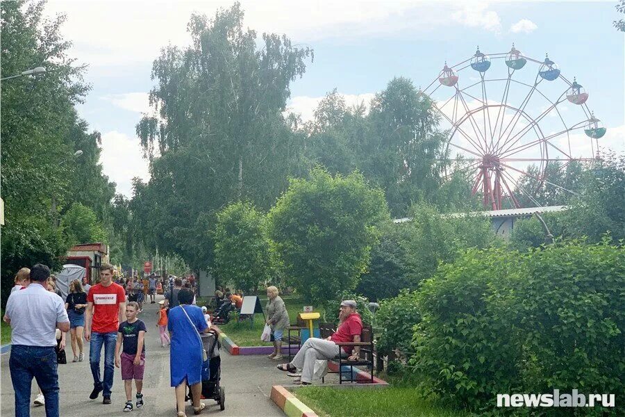 Парк гагарина красноярск фото Гагарин на Енисее Красноярская краевая научная библиотека Дзен